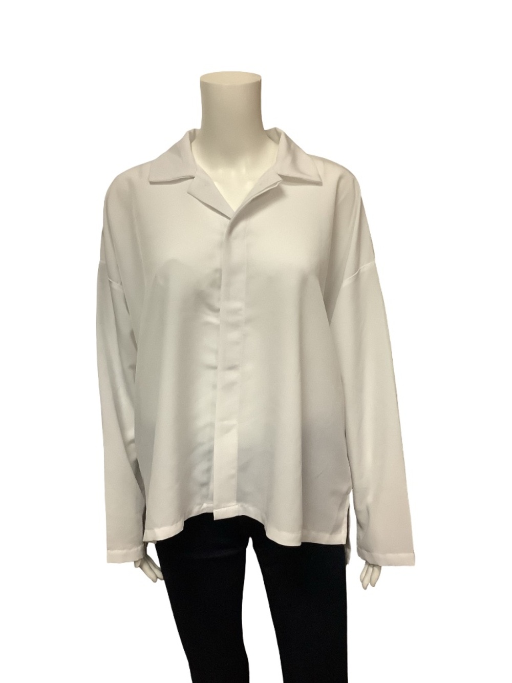 Planet Collared Shirt Size: OS